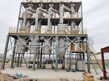 Three-effect energy-saving evaporator