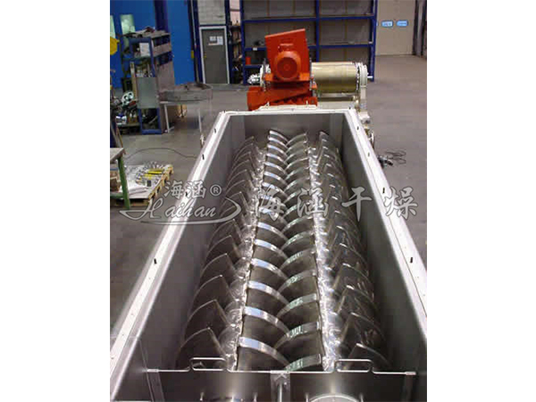 Hollow Blade Dryer