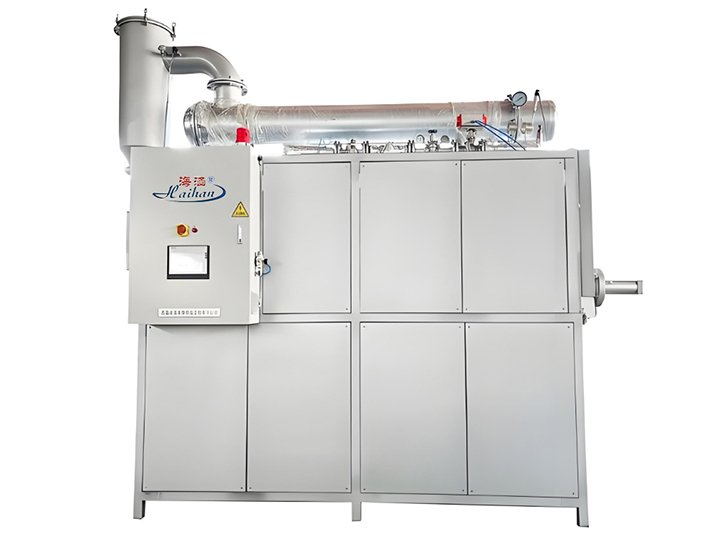 Internal scraper low temperature evaporator